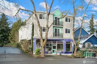 9517 35th Avenue NE #2A, Seattle, WA 98115 - Photo 2