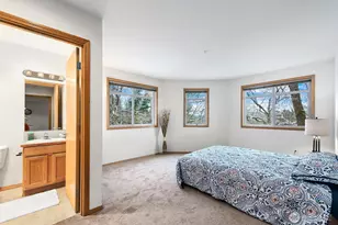 9517 35th Ave NE, Seattle, WA 98115 - Photo 18