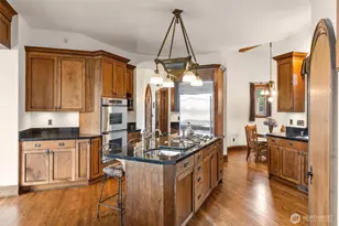 4725 W Mercer Way, Mercer Island, WA 98040 - Photo 14