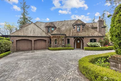 4725 W Mercer Way, Mercer Island, WA 98040 - Photo 1