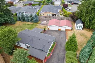 22003 SE 272nd Pl, Maple Valley, WA 98038 - Photo 2