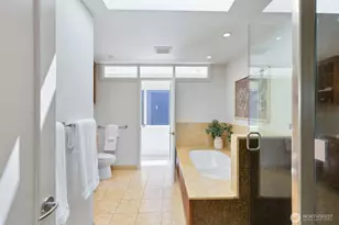1819 39th Ave E, Seattle, WA 98112 - Photo 24