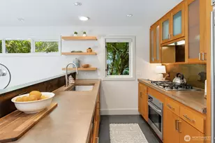 1819 39th Ave E, Seattle, WA 98112 - Photo 14
