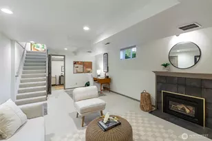1819 39th Ave E, Seattle, WA 98112 - Photo 30