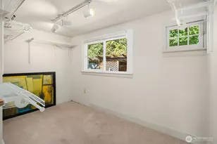 2728 60th Ave SE, Mercer Island, WA 98040 - Photo 20