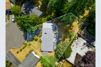 22022 78th Place W, Edmonds, WA 98026 - Photo 36
