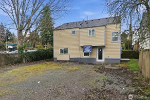 5752 NE 62nd St, Seattle, WA 98115 - Photo 4