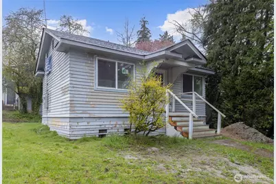 9617 15th Avenue NE, Seattle, WA 98115 - Photo 2