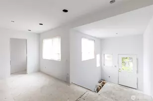 9617 15th Ave NE, Seattle, WA 98115 - Photo 16
