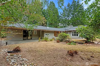 12901 Sunrise Drive NE, Bainbridge Island, WA 98110 - Photo 32