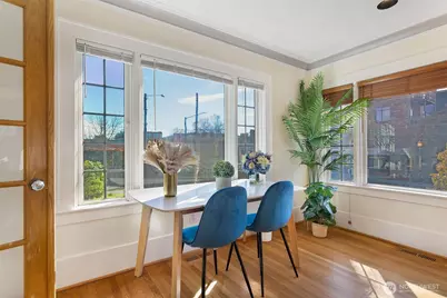 710 10 Avenue E, Seattle, WA 98102 - Photo 4