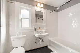 710 10th Ave E, Seattle, WA 98102 - Photo 18
