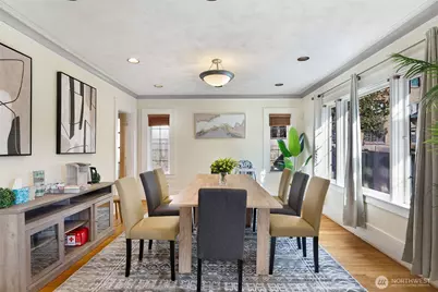 710 10 Avenue E, Seattle, WA 98102 - Photo 10