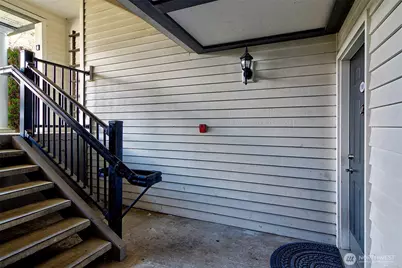 15415 35th Avenue W #C103, Lynnwood, WA 98087 - Photo 2