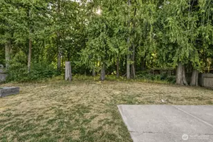 483 NE Conifer Dr, Bremerton, WA 98311 - Photo 34
