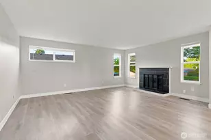 483 NE Conifer Dr, Bremerton, WA 98311 - Photo 4