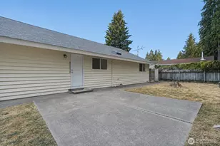 483 NE Conifer Dr, Bremerton, WA 98311 - Photo 32