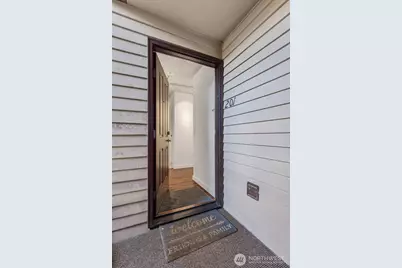 725 9th Avenue S #201, Kirkland, WA 98033 - Photo 4