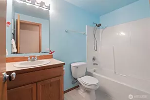 17003 Wisteria Ct SE, Yelm, WA 98597 - Photo 32