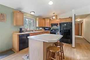 17003 Wisteria Ct SE, Yelm, WA 98597 - Photo 8