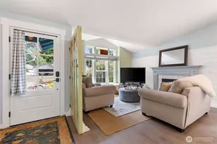 1520 Mapleridge Dr NE, Olympia, WA 98506 - Photo 4