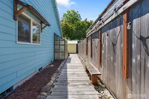 1520 Mapleridge Dr NE, Olympia, WA 98506 - Photo 32