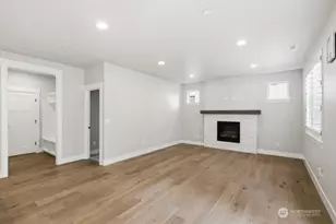 18527 Meridian Avenue SE, Bothell, WA 98012 - Photo 6