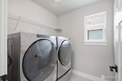 18527 Meridian Ave SE, Bothell, WA 98012 - Photo 30
