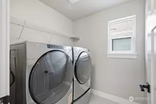 18527 Meridian Avenue SE, Bothell, WA 98012 - Photo 30