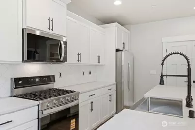 18527 Meridian Ave SE, Bothell, WA 98012 - Photo 12