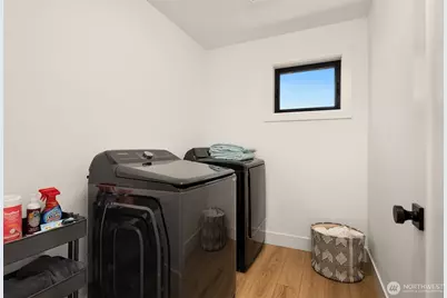 3240 32nd Avenue W, Seattle, WA 98199 - Photo 26