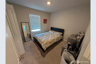 18709 Lipoma Place E, Puyallup, WA 98374 - Photo 34