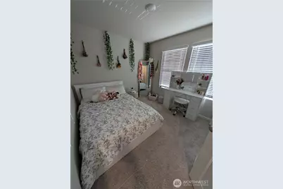 18709 Lipoma Place E, Puyallup, WA 98374 - Photo 32