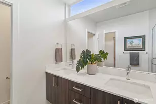 9032 14th Ave NW, Seattle, WA 98117 - Photo 16
