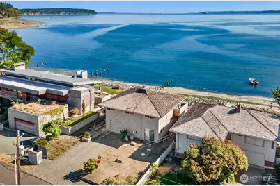 2556 Sunlight Beach Road, Clinton, WA 98236 - Photo 36