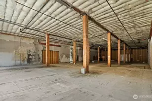 17 N 3rd St, Yakima, WA 98901 - Photo 4