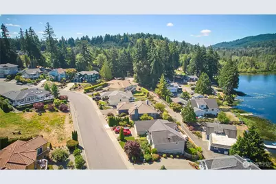 6061 Osprey Circle, Bremerton, WA 98312 - Photo 16