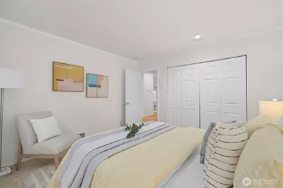 4202 Factoria Blvd SE #D2, Bellevue, WA 98006 - Photo 24