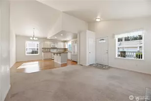 1550 Mountain View Dr, Enumclaw, WA 98022 - Photo 10