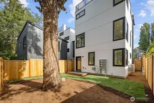 1212 NE 100th St, Seattle, WA 98125 - Photo 36