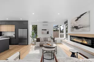 1212 NE 100th St, Seattle, WA 98125 - Photo 10