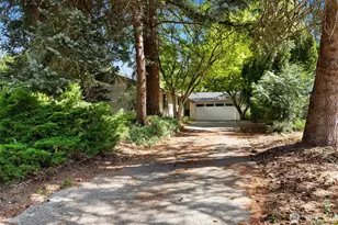 16442 NE 105th Pl, Redmond, WA 98052 - Photo 2