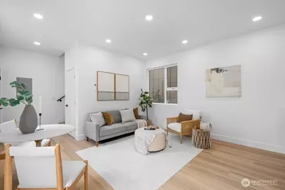 1212 B NE 100th Street, Seattle, WA 98125 - Photo 12