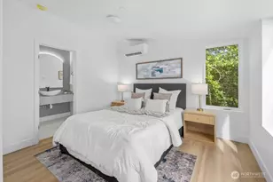 1214 NE 100th St, Seattle, WA 98125 - Photo 18