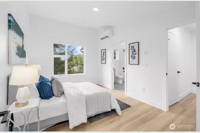 1214 NE 100th Street, Seattle, WA 98125 - Photo 24