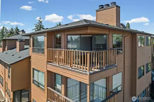 15525 6th Ave SW, Burien, WA 98166 - Photo 2