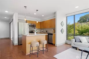 4547 8th Ave NE, Seattle, WA 98105 - Photo 10
