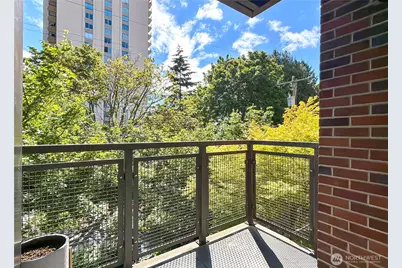4547 8th Avenue NE #311, Seattle, WA 98105 - Photo 20