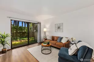 8017 NE 177th Ct, Kenmore, WA 98028 - Photo 2