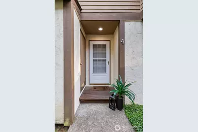 8017 NE 177th Court #504, Kenmore, WA 98028 - Photo 6